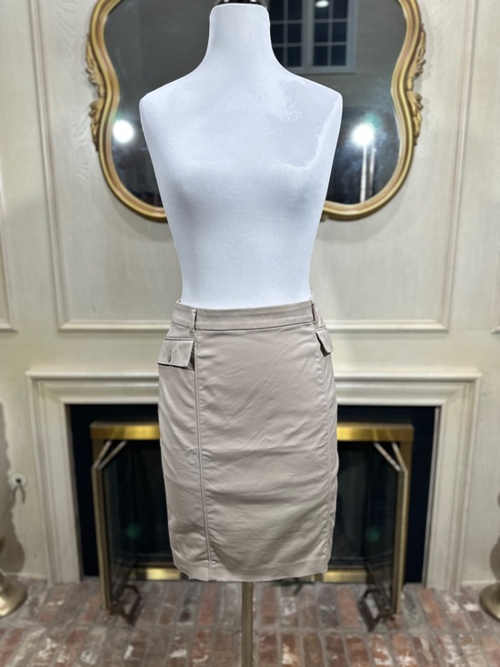 White House Black Market Dresses & Skirts - White House Black Market Skirt Size 6 Tan Quiet Luxury Minimalist